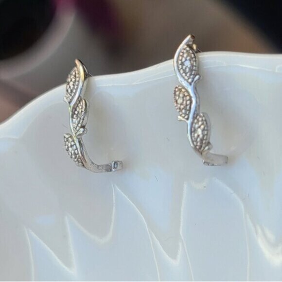 Vintage Sterling Silver Rhinestone Crystal Leaf Fall Design Half Hoop Earrings - Picture 3 of 9